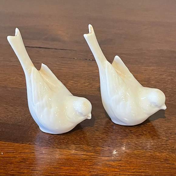 Lenox Birds (Pair of 2) Figurines - Picture 2 of 5
